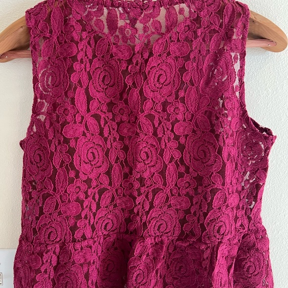 Burgundy Lauren Conrad lace top - Picture 2 of 3